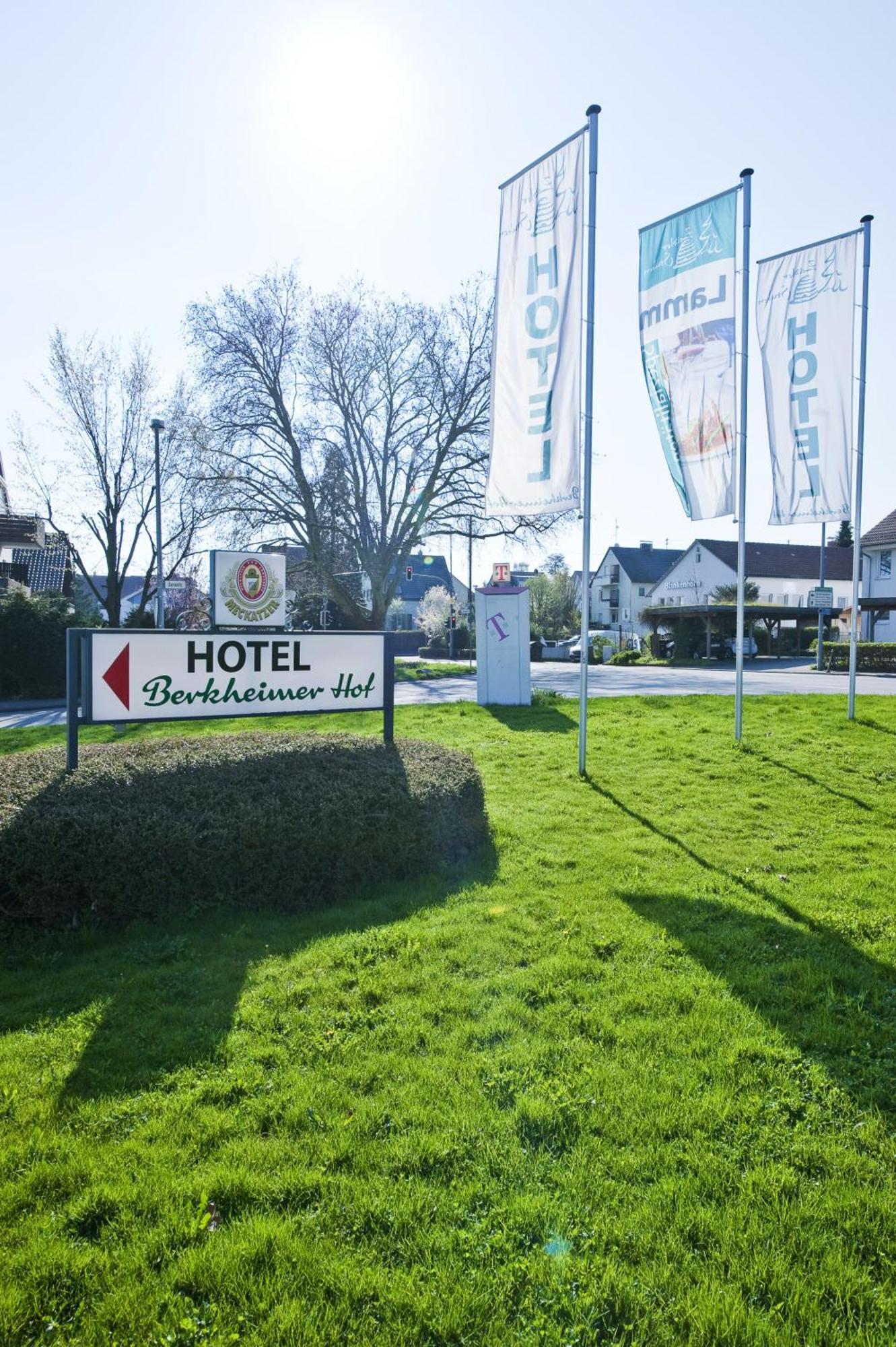 Hotel Berkheimer Hof Esslingen am Neckar Exterior foto